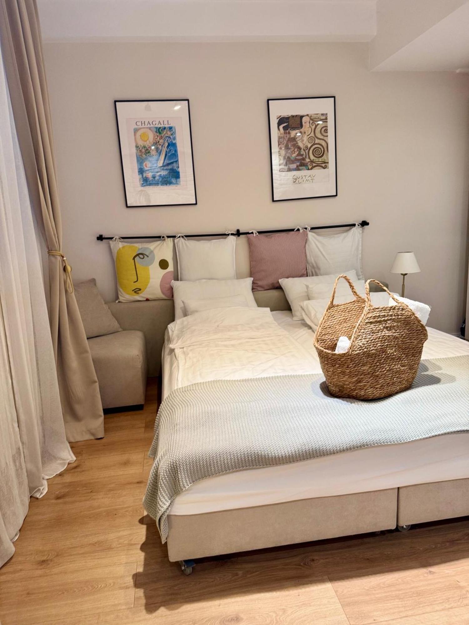 Cozy Haven Apartment Belgrade Exterior photo